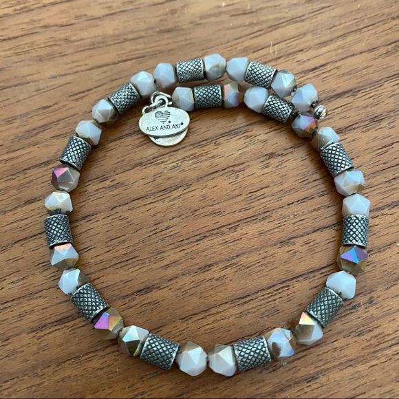 🩷 Alex and Ani Vintage Beaded Wrap Bracelet Boho Stacking Arm Candy Festival - Picture 4 of 4